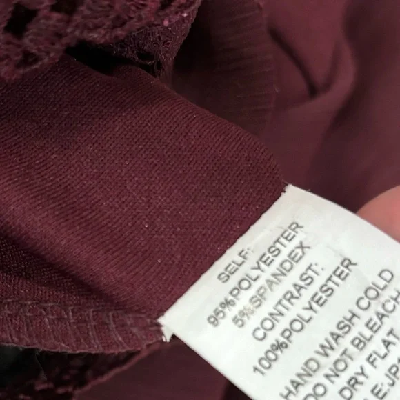 NWT EMPRADA Nerine crochet lace mesh jumpsuit in burgundy red - M - Picture 6 of 7